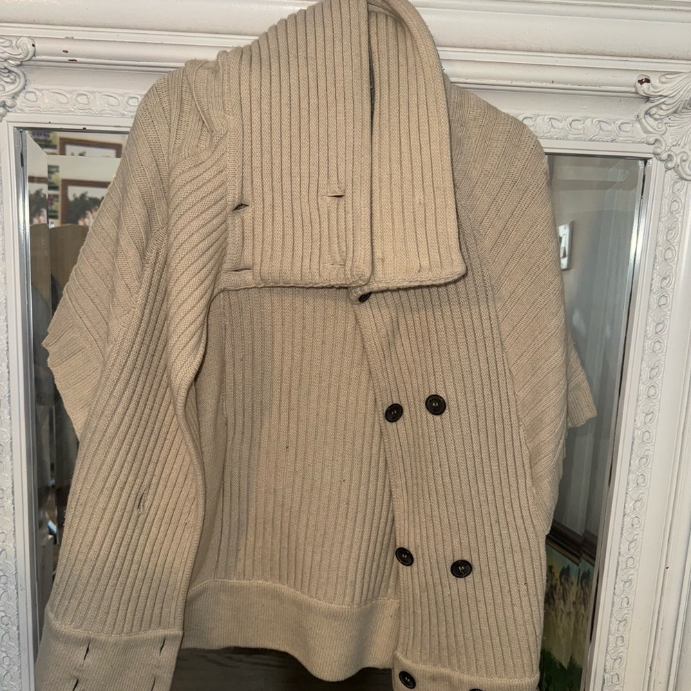 Bally Cream Cape with Ribbed Texture and Relaxed Fit